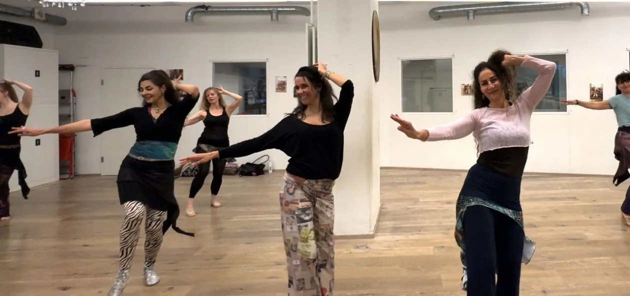Orientalischer Tanzworkshop geleitet von Delya