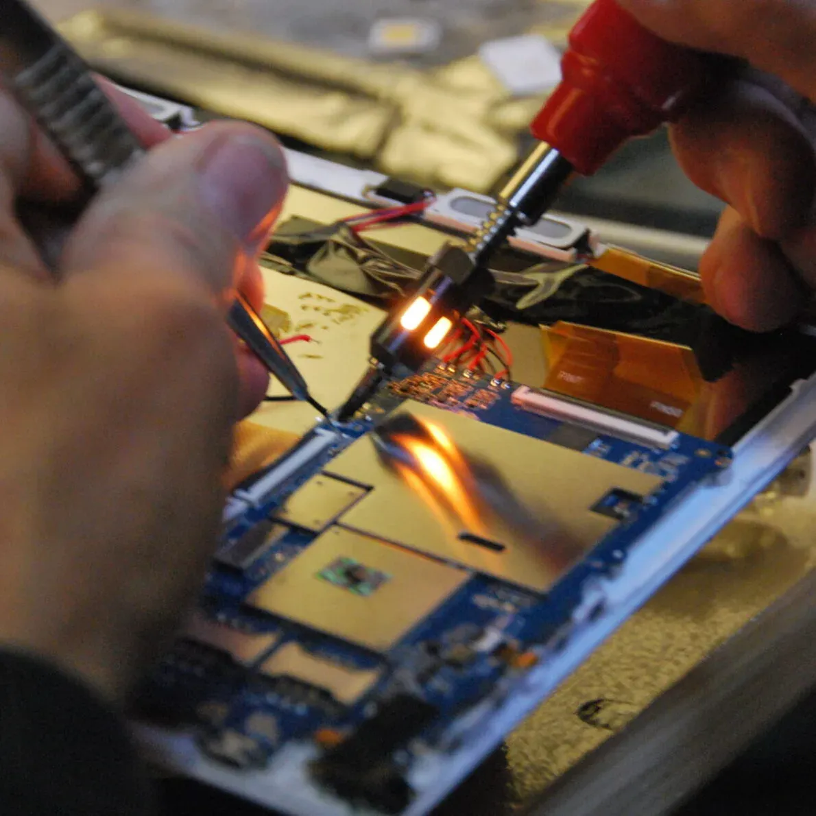 Ehrenamtliche Elektronikreparatur, GZ Heuried